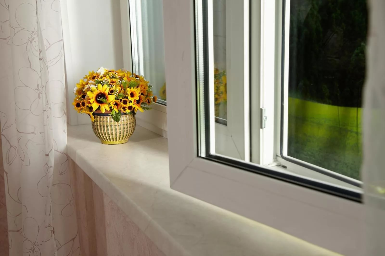 PVC window appeared recently, but their popularity among buyers is increasing.  These windows are installed both in apartments and in offices, private houses and various buildings. Of course, using PVC Windows and enjoying the peace, comfort, coziness, very few people will think about their creator. 